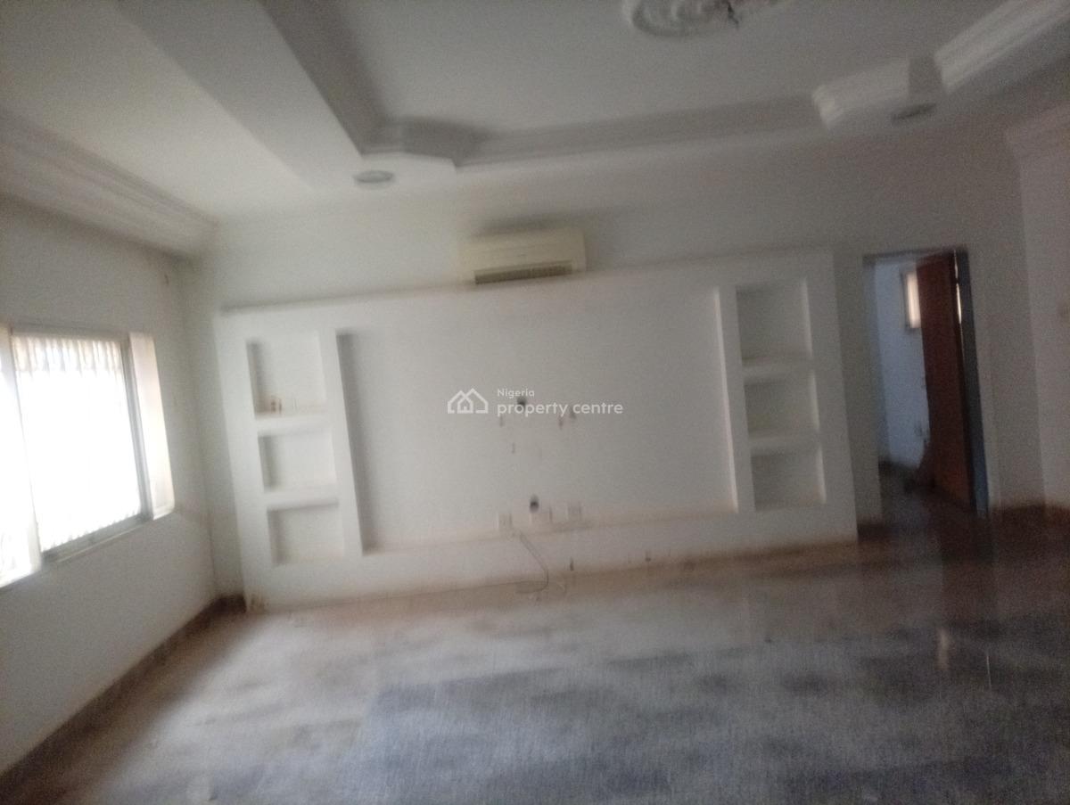 Serviced 3 Bedroom Terraced Duplex with a Room Self Contain, Asokoro District, Abuja, Terraced Duplex for Rent