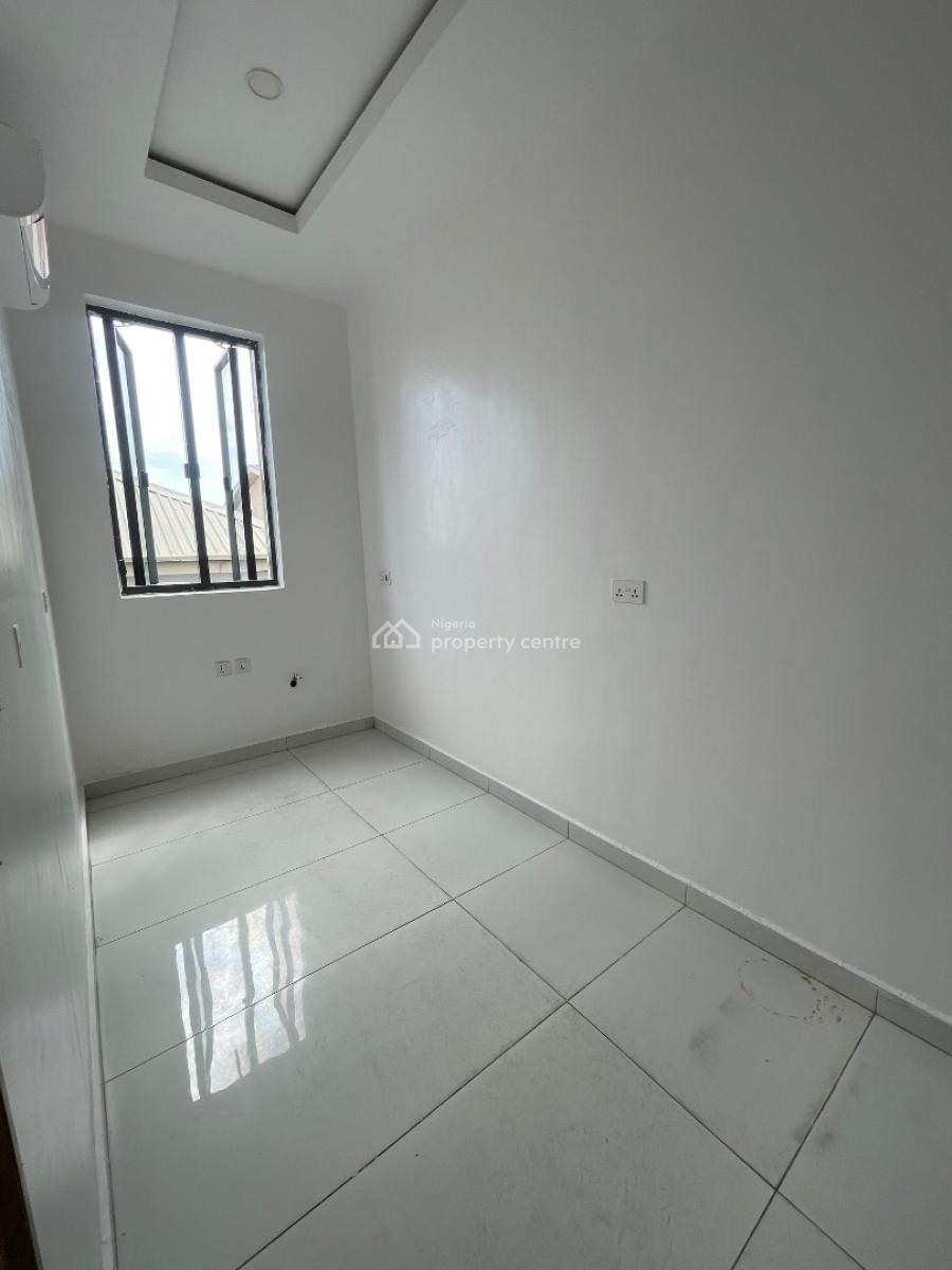100 Square First Floor Open Plane Space, Off Fola Asibo, Lekki Phase 1, Lekki, Lagos, Office Space for Rent