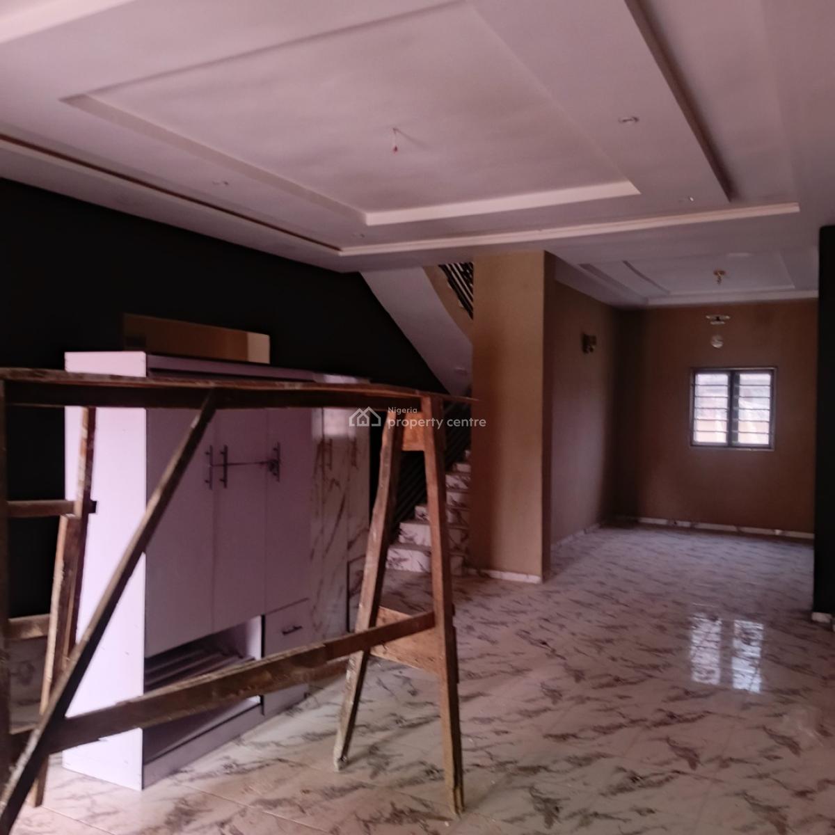 Luxurious 5 Bedrooms By The Express, Hill Top Estate at Jedo Estate Junction, Lugbe District, Abuja, Detached Duplex for Rent