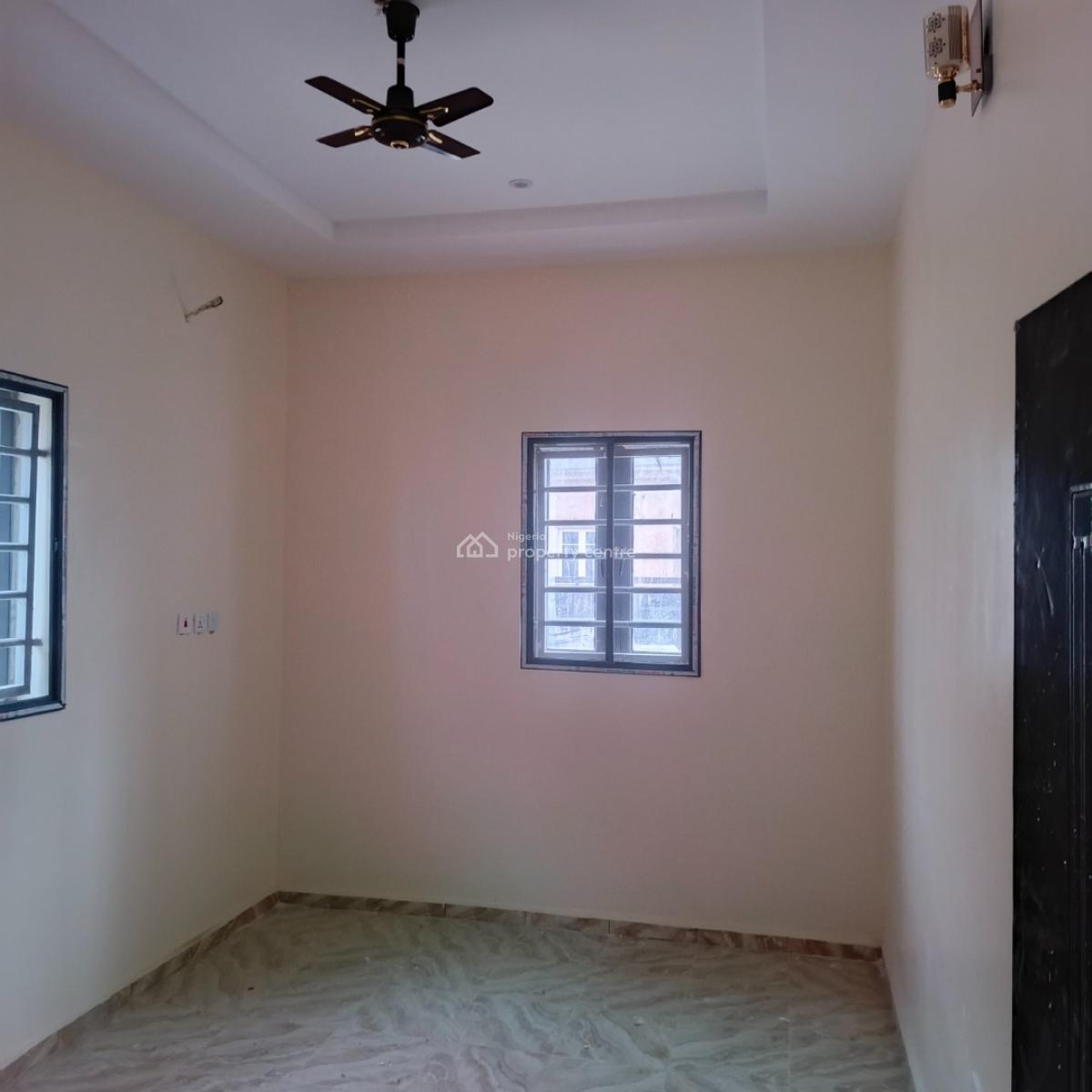 Luxurious 5 Bedrooms By The Express, Hill Top Estate at Jedo Estate Junction, Lugbe District, Abuja, Detached Duplex for Rent