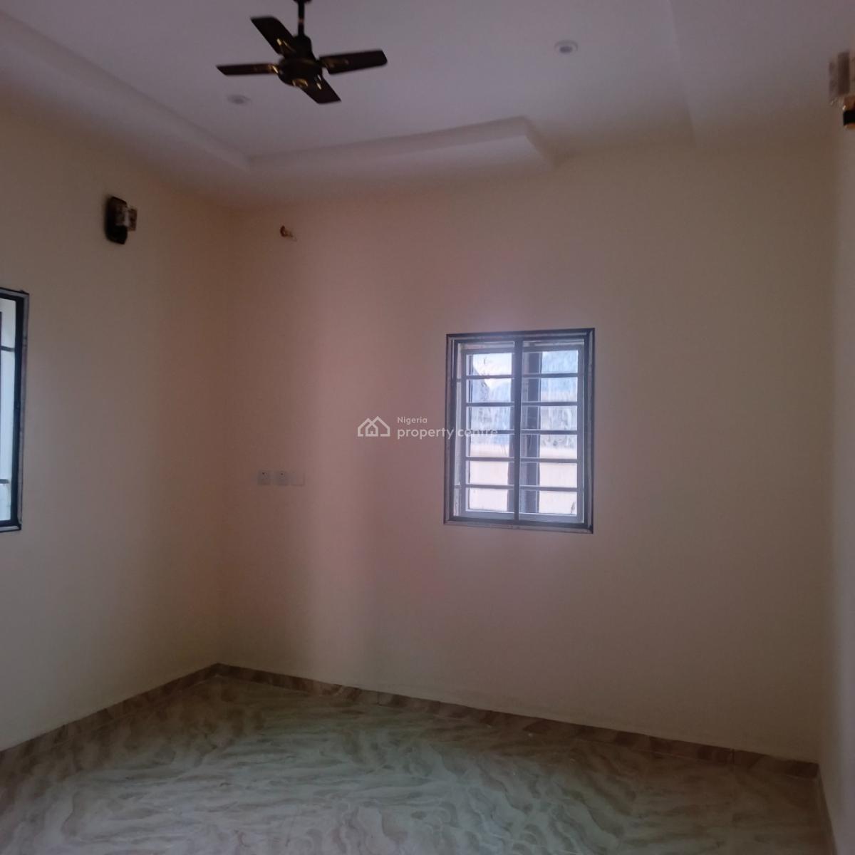 Luxurious 5 Bedrooms By The Express, Hill Top Estate at Jedo Estate Junction, Lugbe District, Abuja, Detached Duplex for Rent