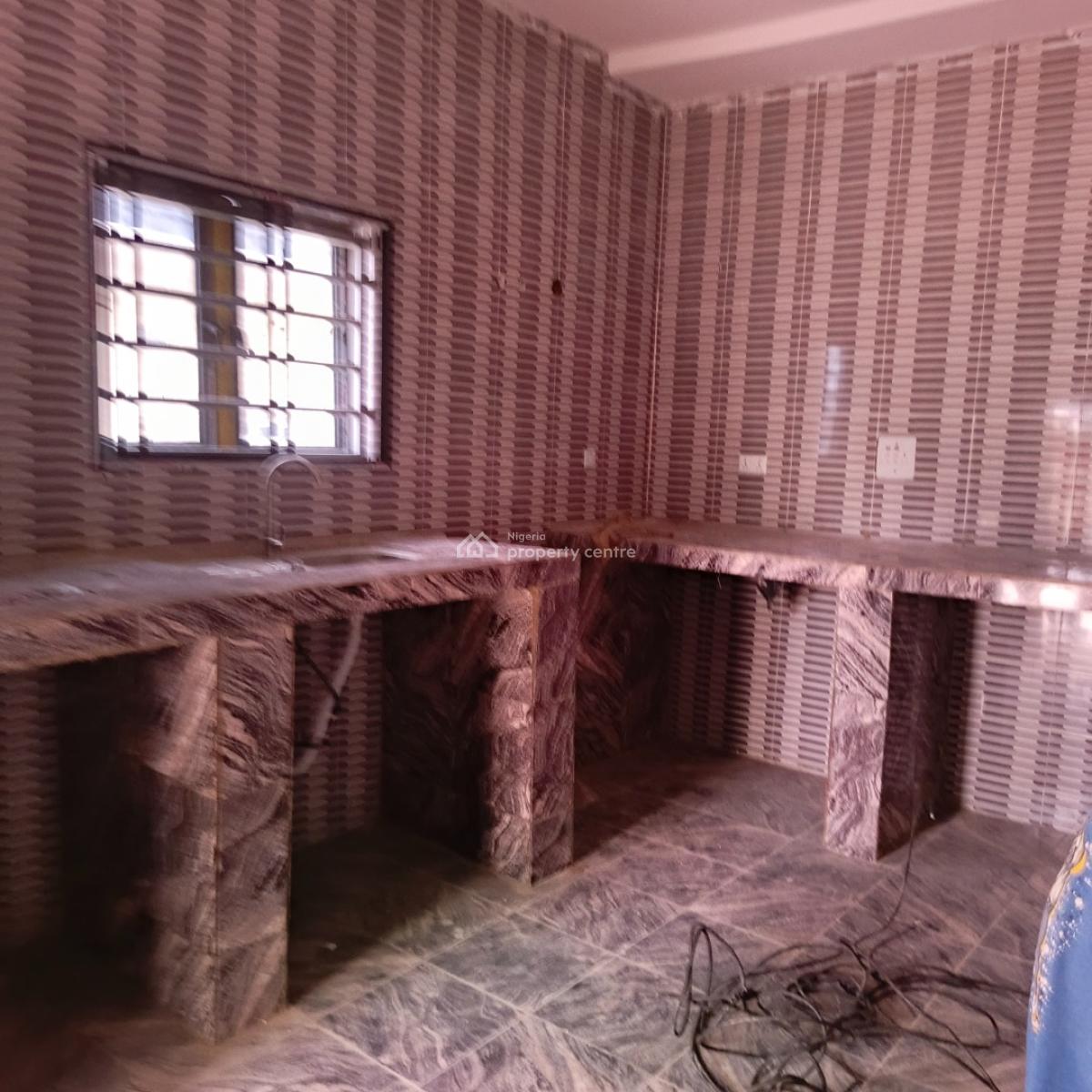 Luxurious 5 Bedrooms By The Express, Hill Top Estate at Jedo Estate Junction, Lugbe District, Abuja, Detached Duplex for Rent