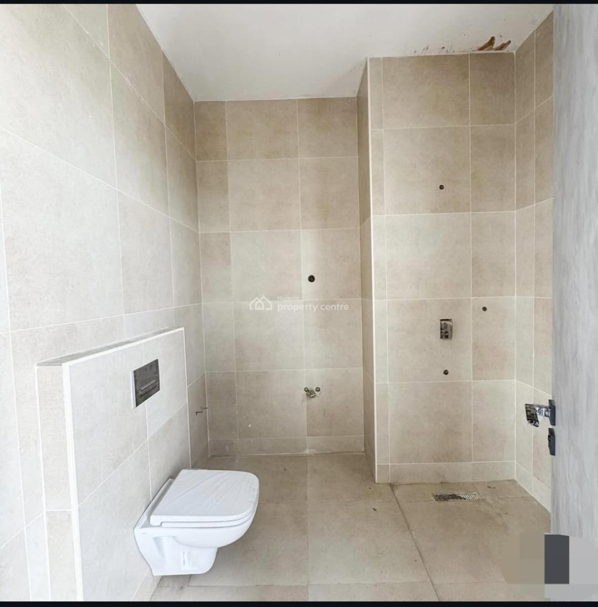 Fully Serviced 2&3 Bedroom Apartment with Pool and Gym, Lekki Phase 1, Lekki, Lagos, Block of Flats for Sale