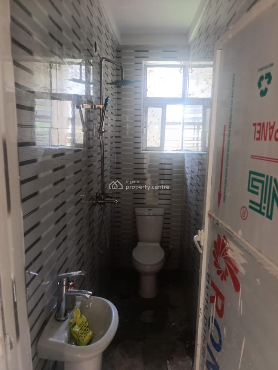 Standard Brandnew 2 Bedroom Apartment  with New Wardropes 3 Toilets, Garki, Abuja, House for Rent