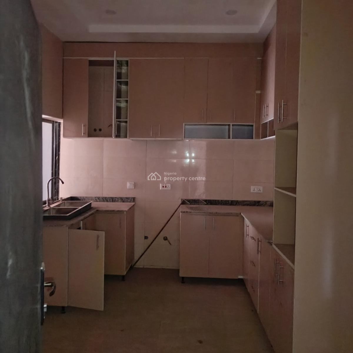 Luxurious 3 Bedrooms Terrace, After Dunamis Glory Come By Jedo Junction, Lugbe District, Abuja, House for Rent