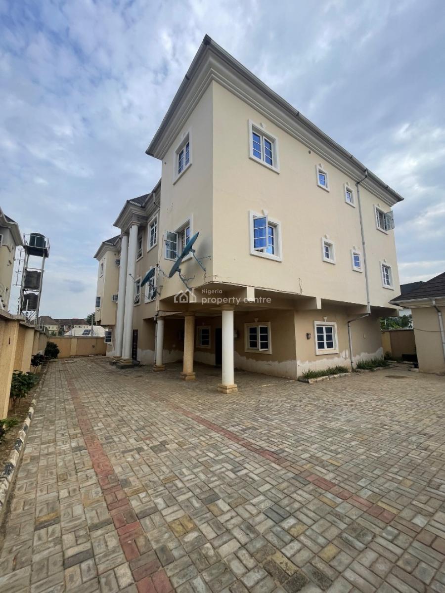 Standard, Big and Well Renovated 2-bedroom, Dawaki, Gwarinpa, Abuja, Flat / Apartment for Rent