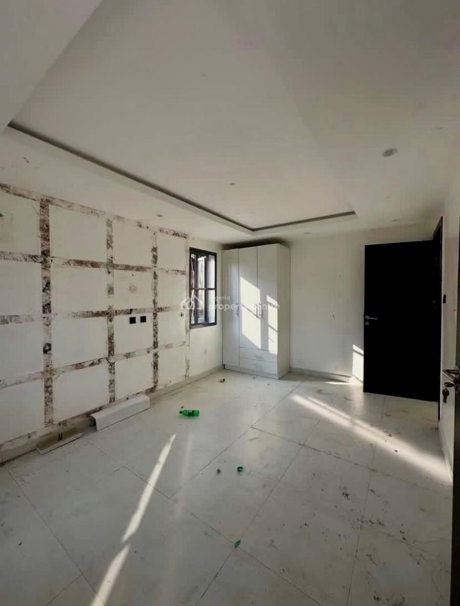 2 Bedroom Apartment with Swimming Pool, Lekki, Lagos, Flat / Apartment for Rent