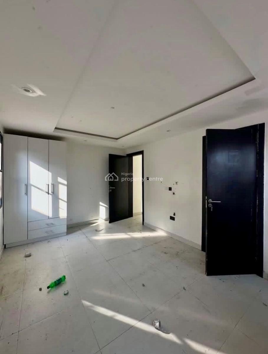 2 Bedroom Apartment with Swimming Pool, Lekki, Lagos, Flat / Apartment for Rent