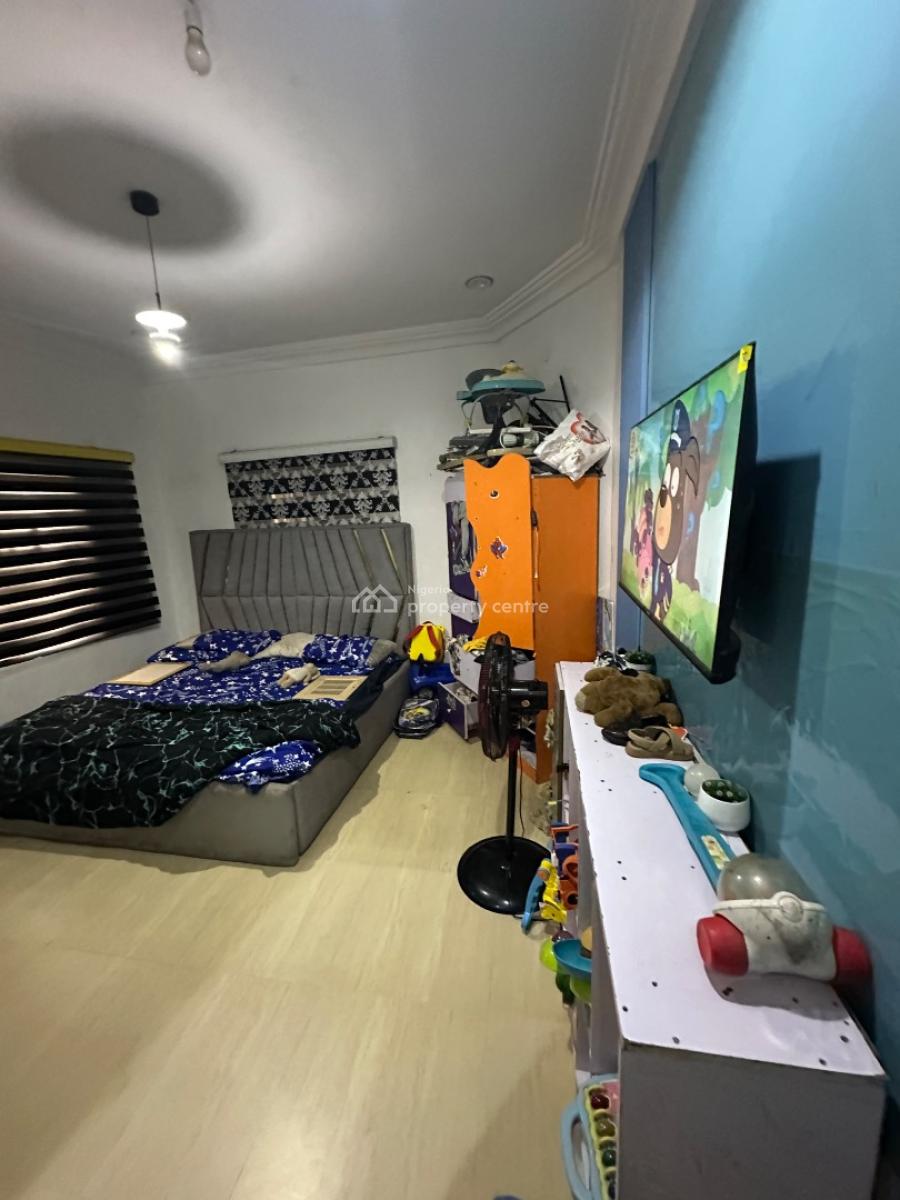 Fully Furnished Spacious 3 Bedroom Apartment, Fo1 Layout, Kubwa, Abuja, Flat / Apartment for Rent