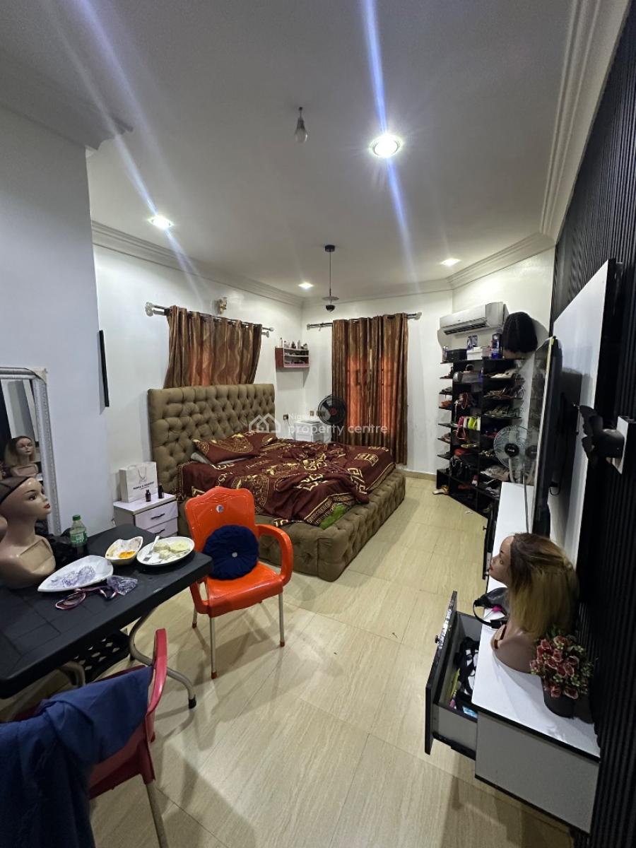 Fully Furnished Spacious 3 Bedroom Apartment, Fo1 Layout, Kubwa, Abuja, Flat / Apartment for Rent