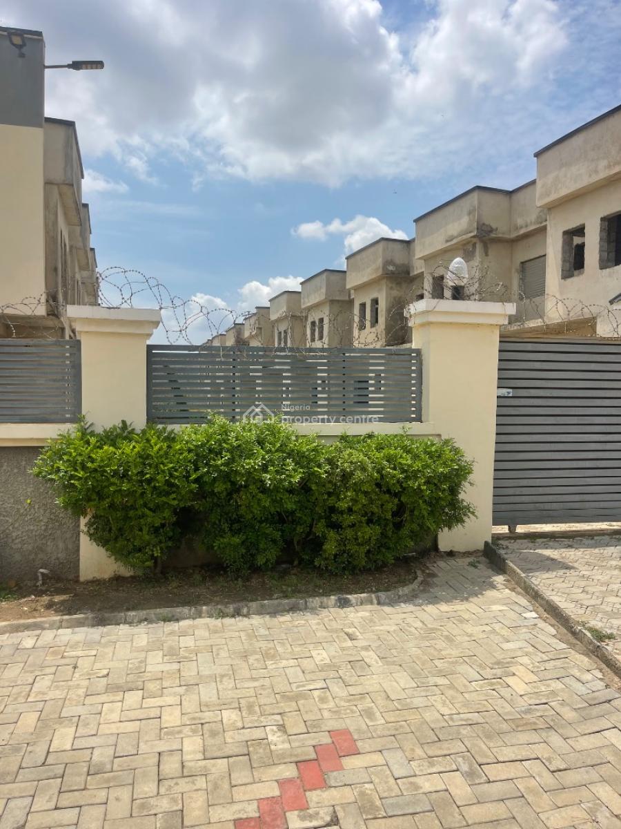 17-units of Three Bedroom Terrace Duplex with Boys Quarter, Behind Amac Market Lugbe, Lugbe District, Abuja, Detached Duplex for Sale