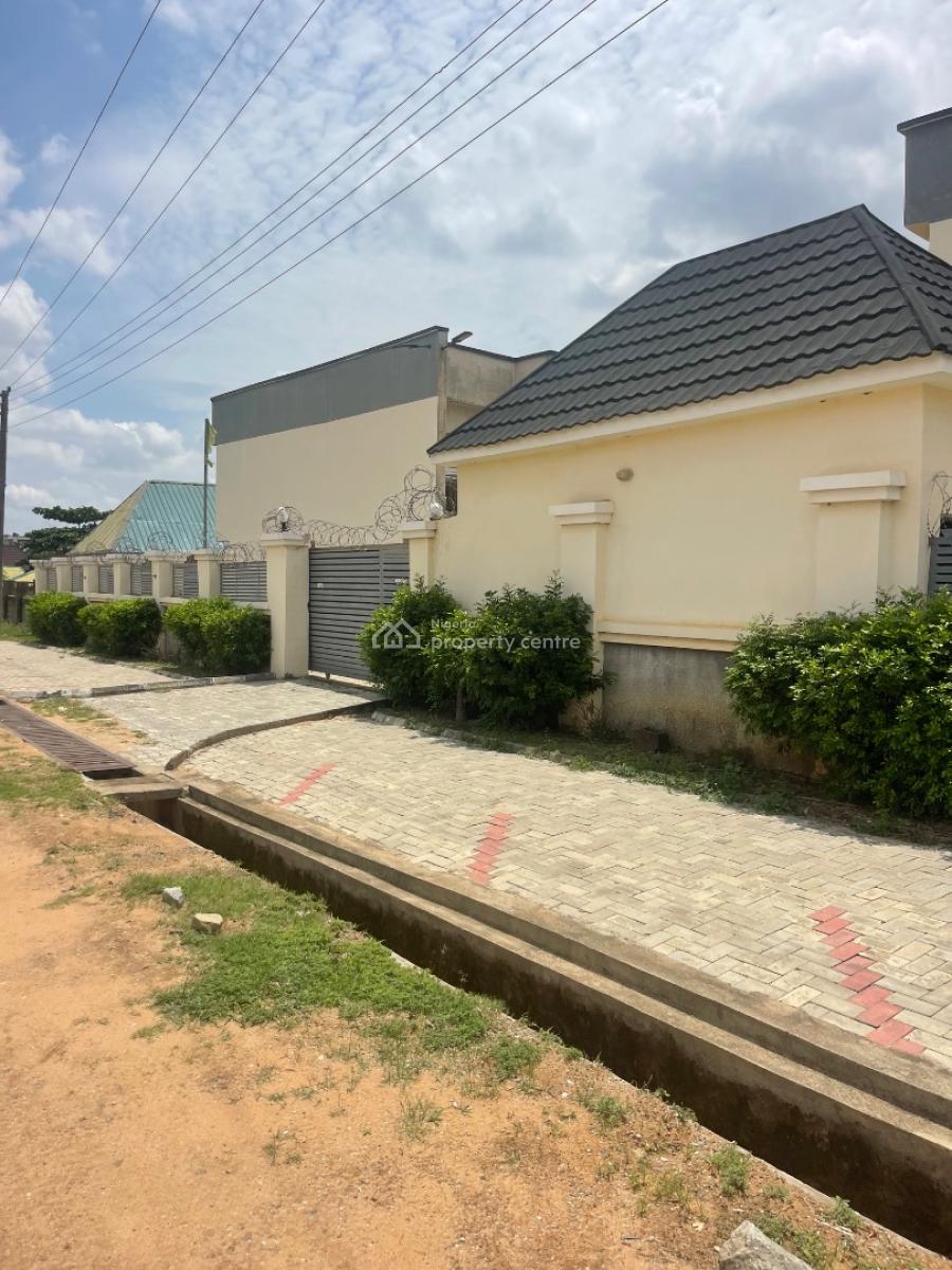 17-units of Three Bedroom Terrace Duplex with Boys Quarter, Behind Amac Market Lugbe, Lugbe District, Abuja, Detached Duplex for Sale
