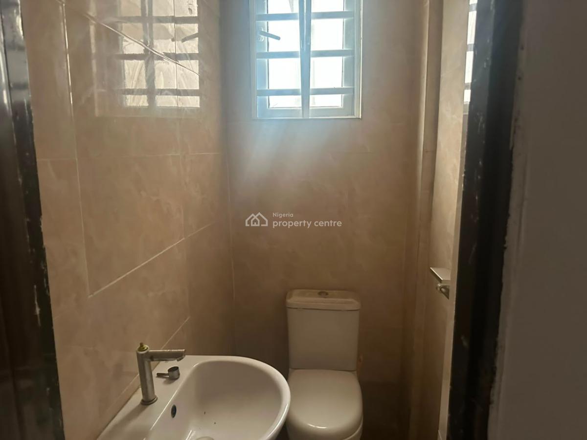 4 Bedroom Semi Detached House with Bq, New Road, Opposite Chevron, Lekki, Lagos, Semi-detached Duplex for Rent