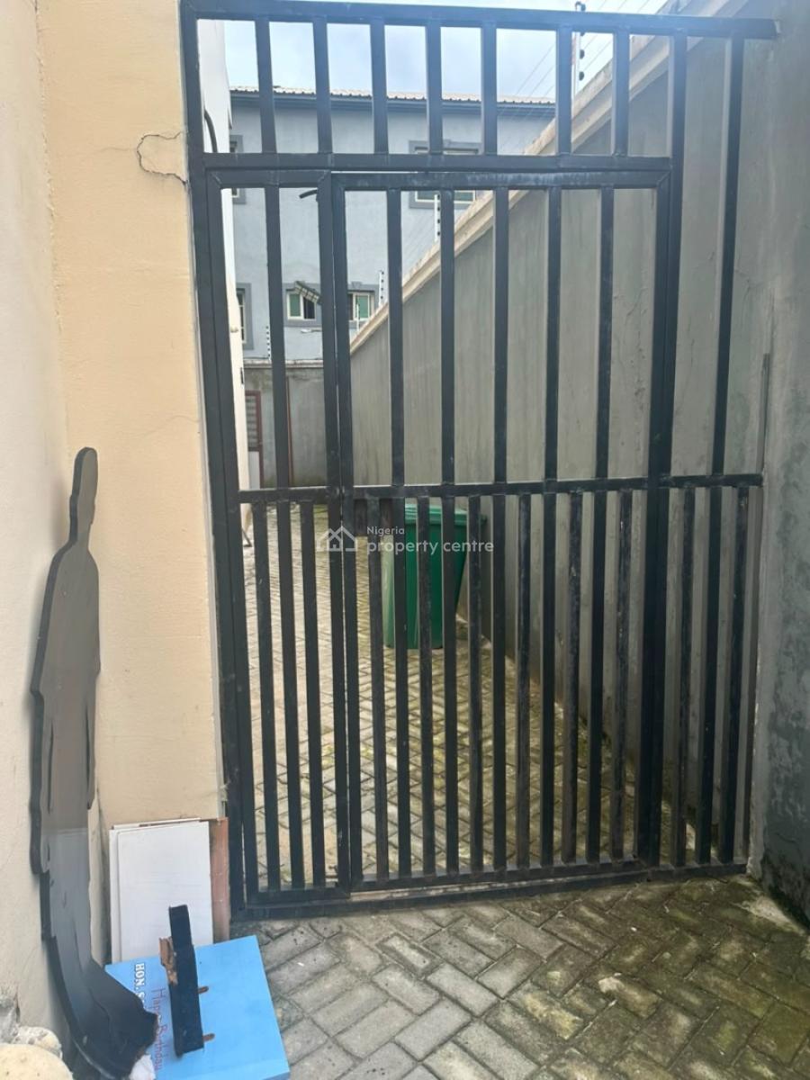 4 Bedroom Semi Detached House with Bq, New Road, Opposite Chevron, Lekki, Lagos, Semi-detached Duplex for Rent