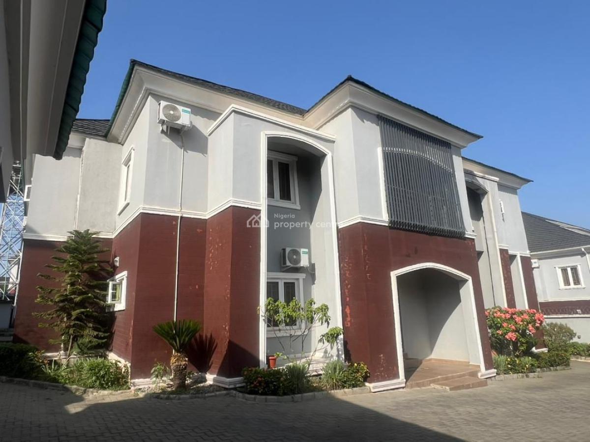 Exquisitely Built 5 Spacious Fully Detached Duplex with a Bq, Guzape District, Abuja, Detached Duplex for Sale