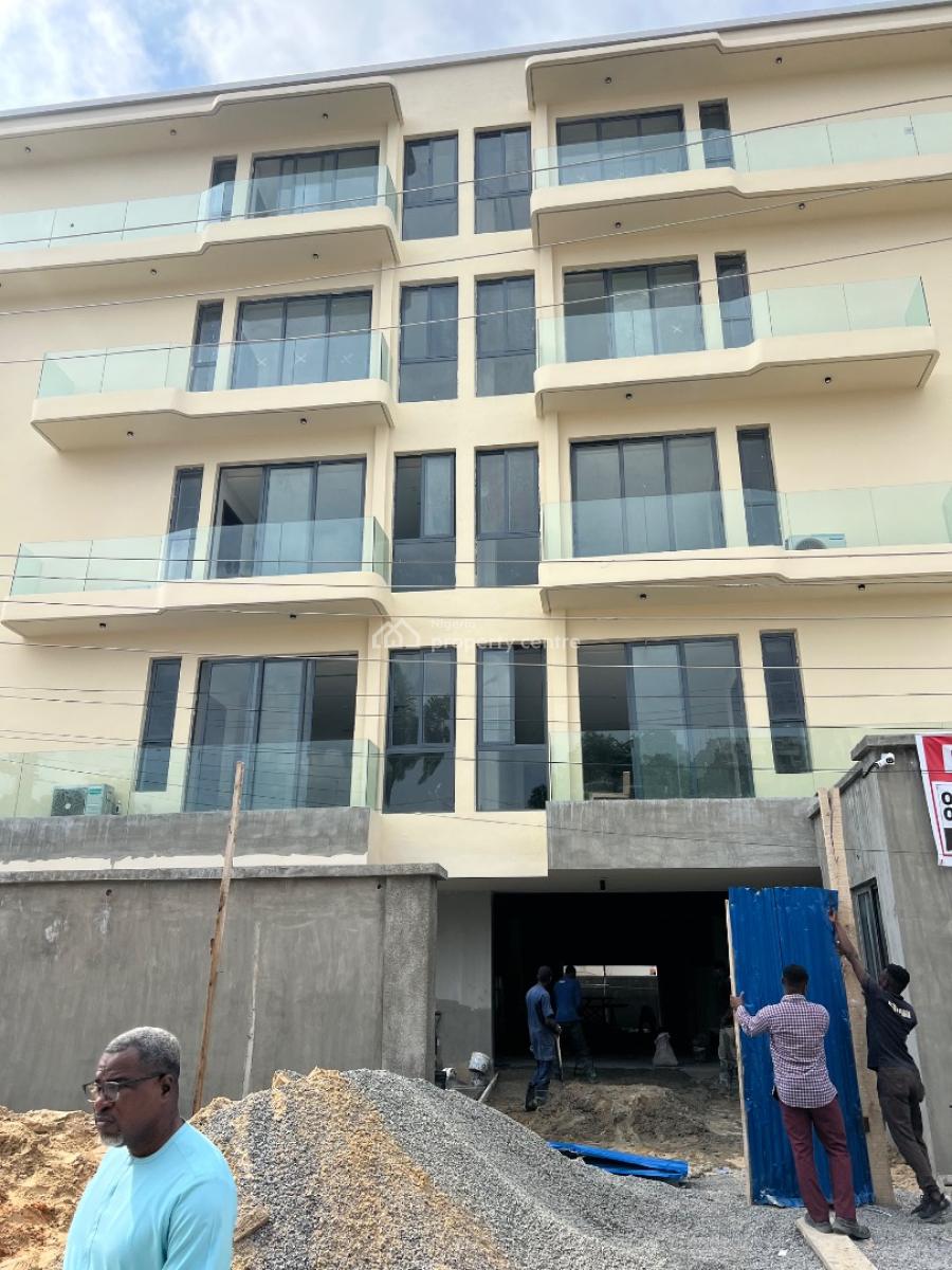 Luxury 2 Bedroom, Off Chief Collings, Lekki Phase 1, Lekki, Lagos, Block of Flats for Sale