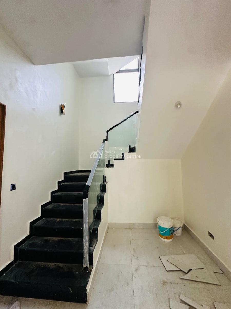 5 Bedroom & Bq, Vgc, Lekki, Lagos, Detached Duplex for Sale