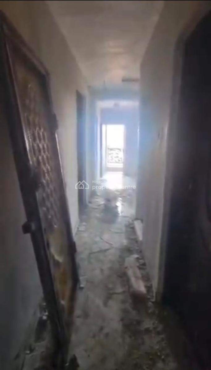Executive Standard and Nice 2 Bedroom Flat, Abule Oja, Yaba, Lagos, Flat / Apartment for Rent