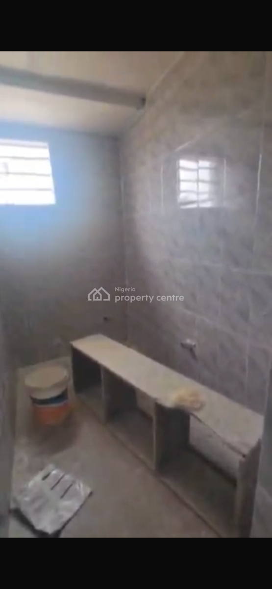 Executive Standard and Nice 2 Bedroom Flat, Abule Oja, Yaba, Lagos, Flat / Apartment for Rent