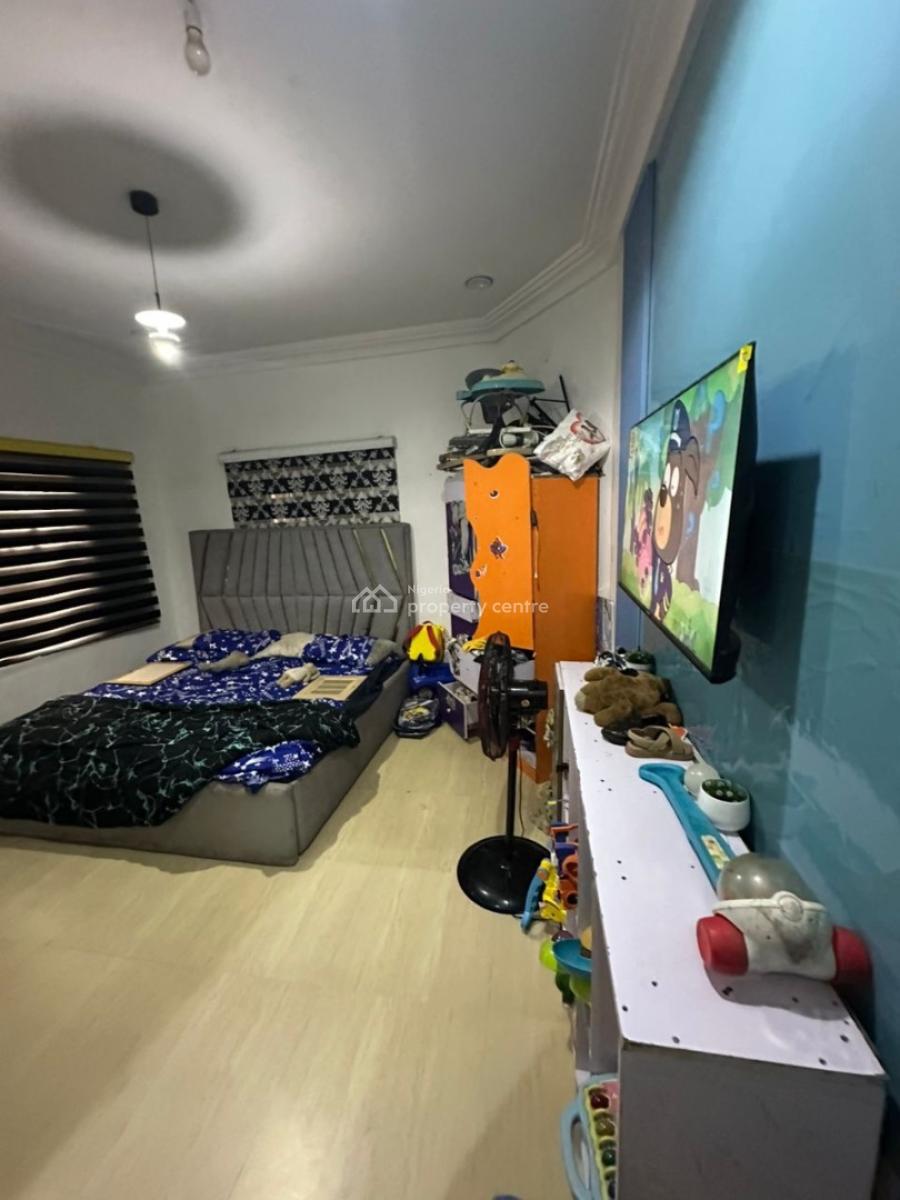 Furnished and Spacious 3 Bedroom Apartment in a Nice Neighborhood, Extensions 3 Kubwa By Living Faith Church, Fo1 Layout, Kubwa, Abuja, Flat / Apartment for Rent