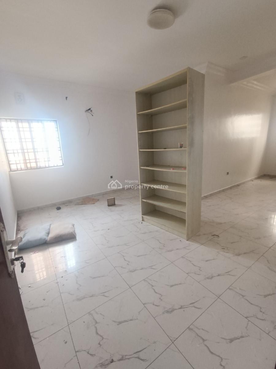 Spacious 2 Bedroom Flat, Alasia, Sangotedo, Ajah, Lagos, Flat / Apartment for Rent