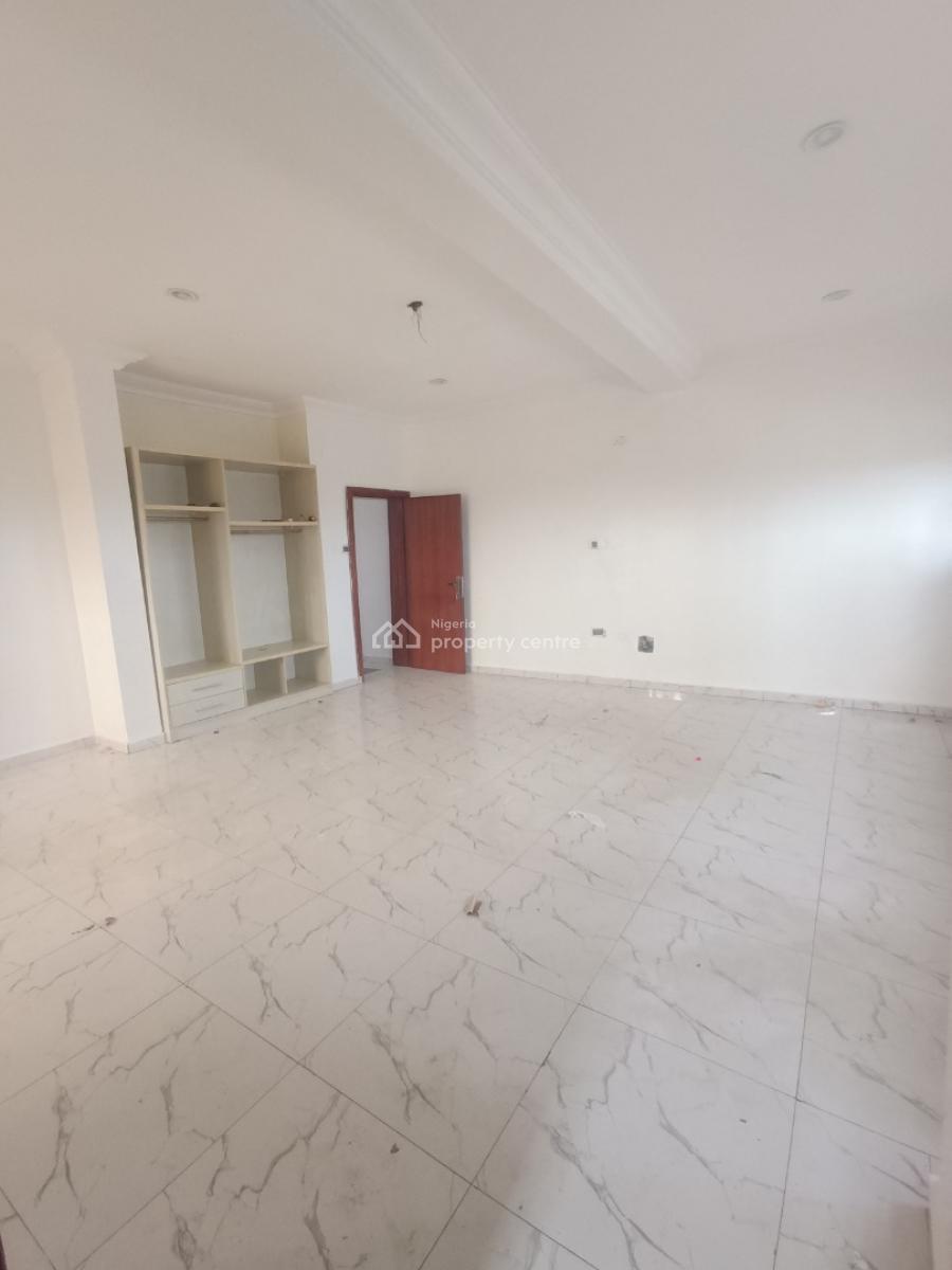 Spacious 2 Bedroom Flat, Alasia, Sangotedo, Ajah, Lagos, Flat / Apartment for Rent