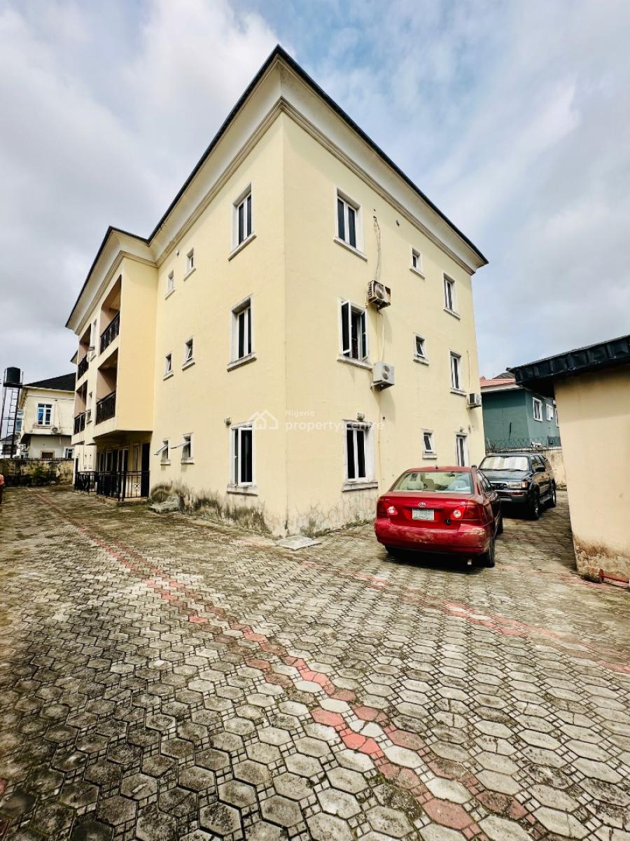 Spacious 3 Bedroom Apartment, Ikota, Lekki, Lagos, Flat / Apartment for Rent