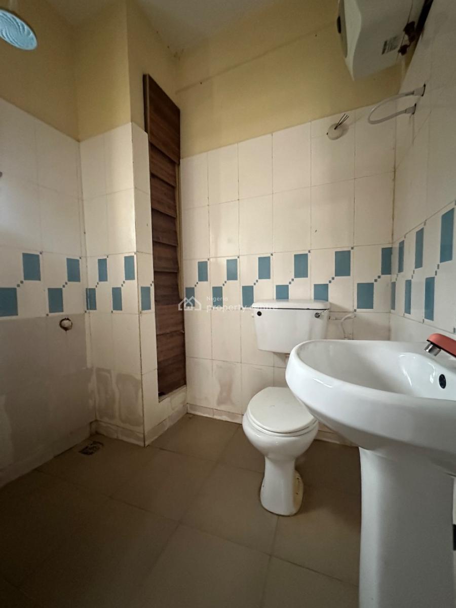 Spacious 3 Bedroom Apartment, Ikota, Lekki, Lagos, Flat / Apartment for Rent