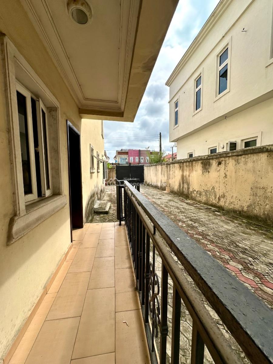 Spacious 3 Bedroom Apartment, Ikota, Lekki, Lagos, Flat / Apartment for Rent