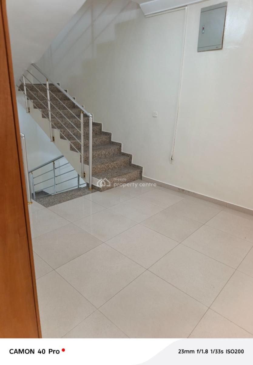 4 Bedroom Terrace with a Bq, Oniru, Victoria Island (vi), Lagos, Flat / Apartment for Rent