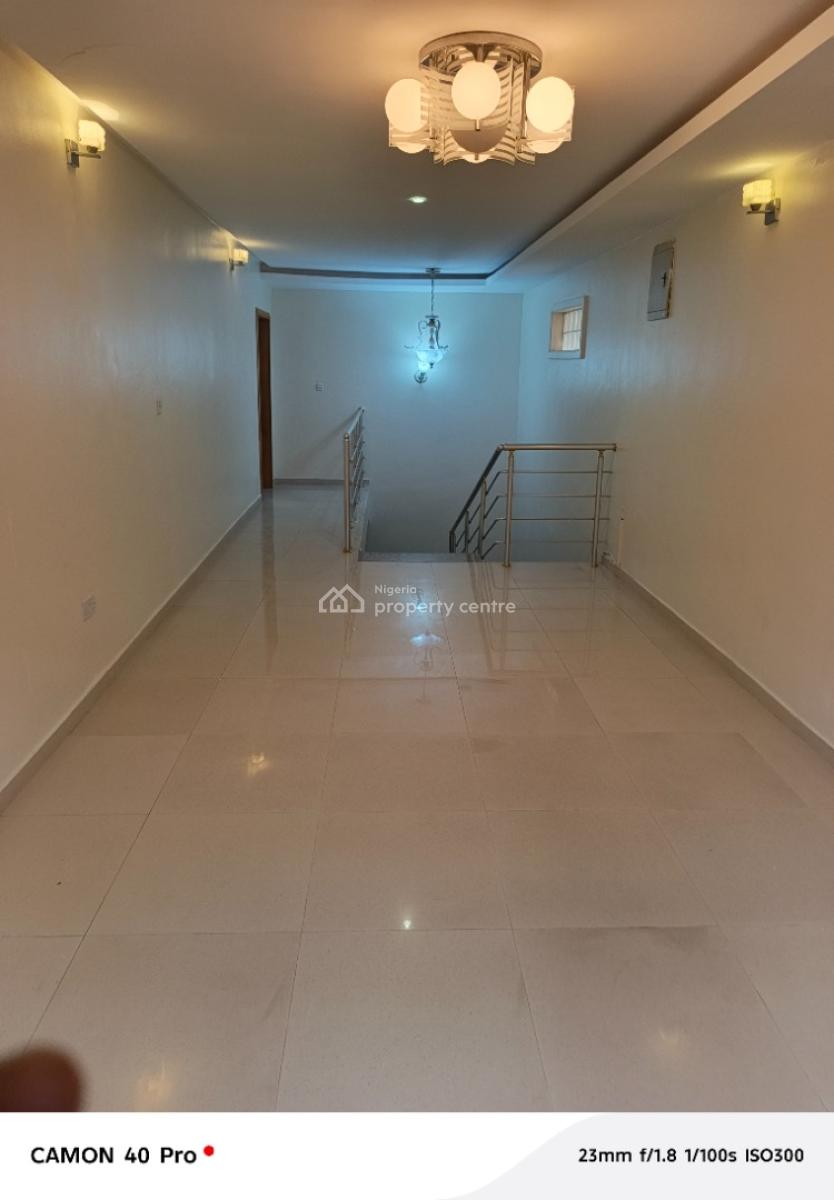 4 Bedroom Terrace with a Bq, Oniru, Victoria Island (vi), Lagos, Flat / Apartment for Rent