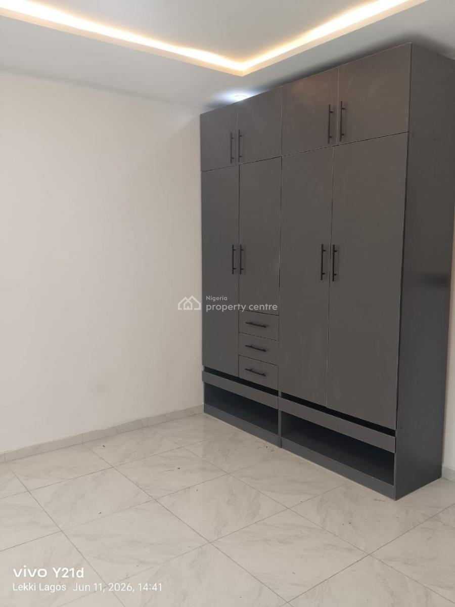 Fully Serviced 2 Bedroom Apartment, Lekki Phase 1, Lekki, Lagos, Flat / Apartment for Rent