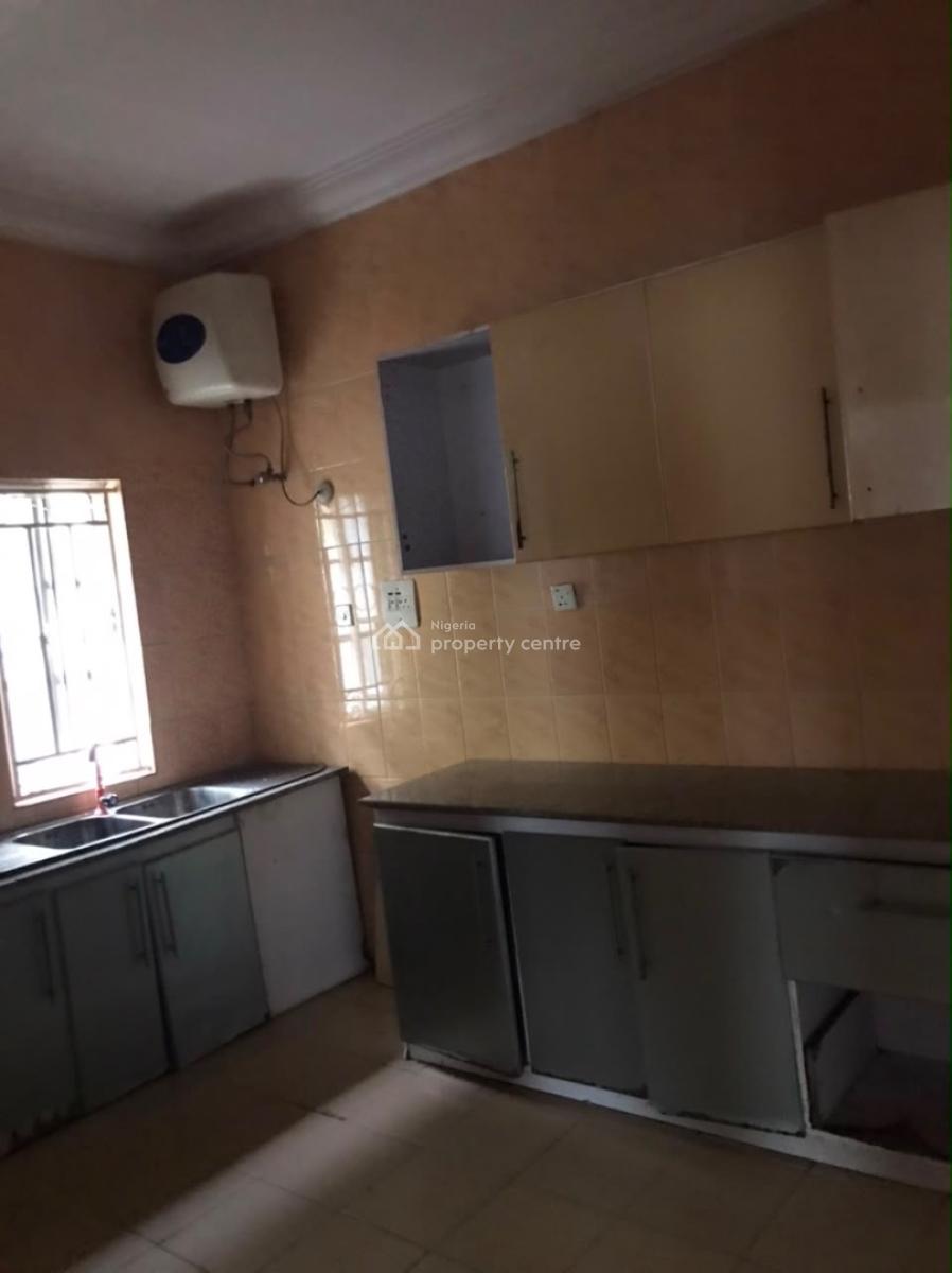 Spacious 4 Bedroom Semi Detached Duplex with 2 Rooms Bq, Lekki Phase 1, Lekki, Lagos, Semi-detached Duplex for Rent