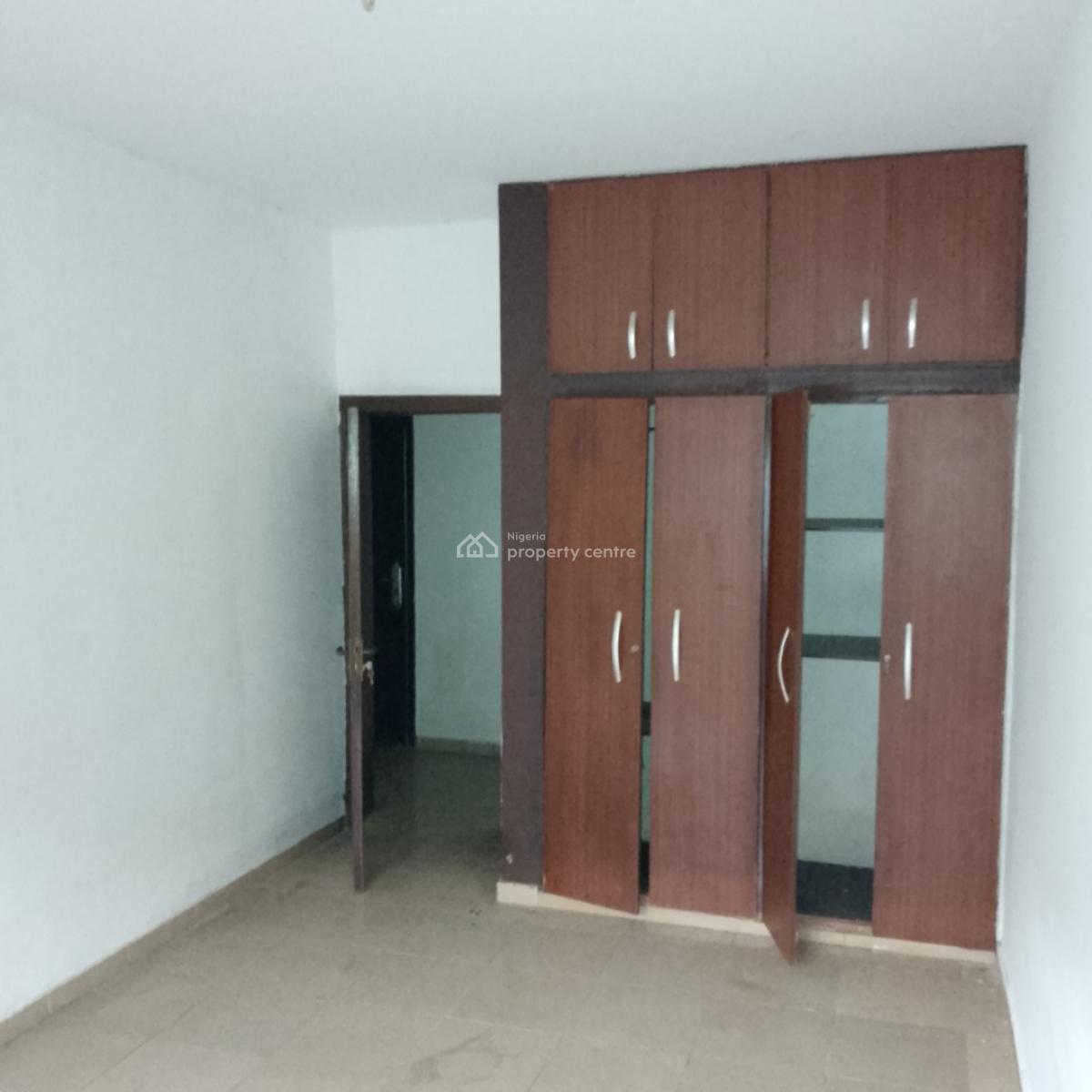 a Newly Renovated 3 Bedroom Flat - Downstairs, Mega Estate, Badore Road,, Ajah, Lagos, Flat / Apartment for Rent