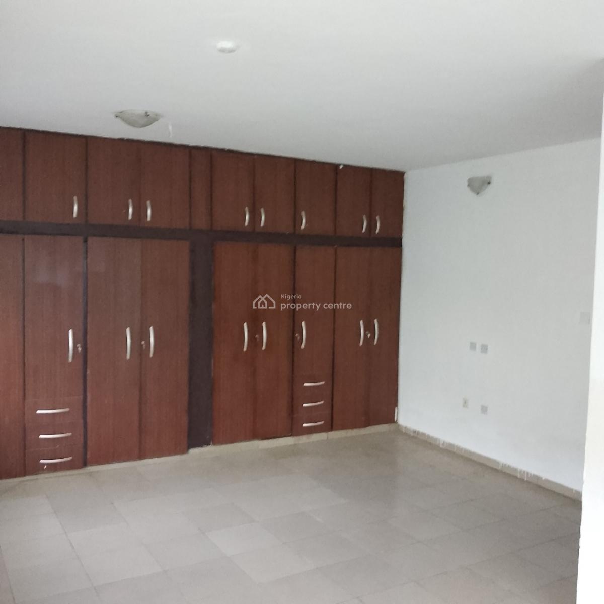 a Newly Renovated 3 Bedroom Flat - Downstairs, Mega Estate, Badore Road,, Ajah, Lagos, Flat / Apartment for Rent