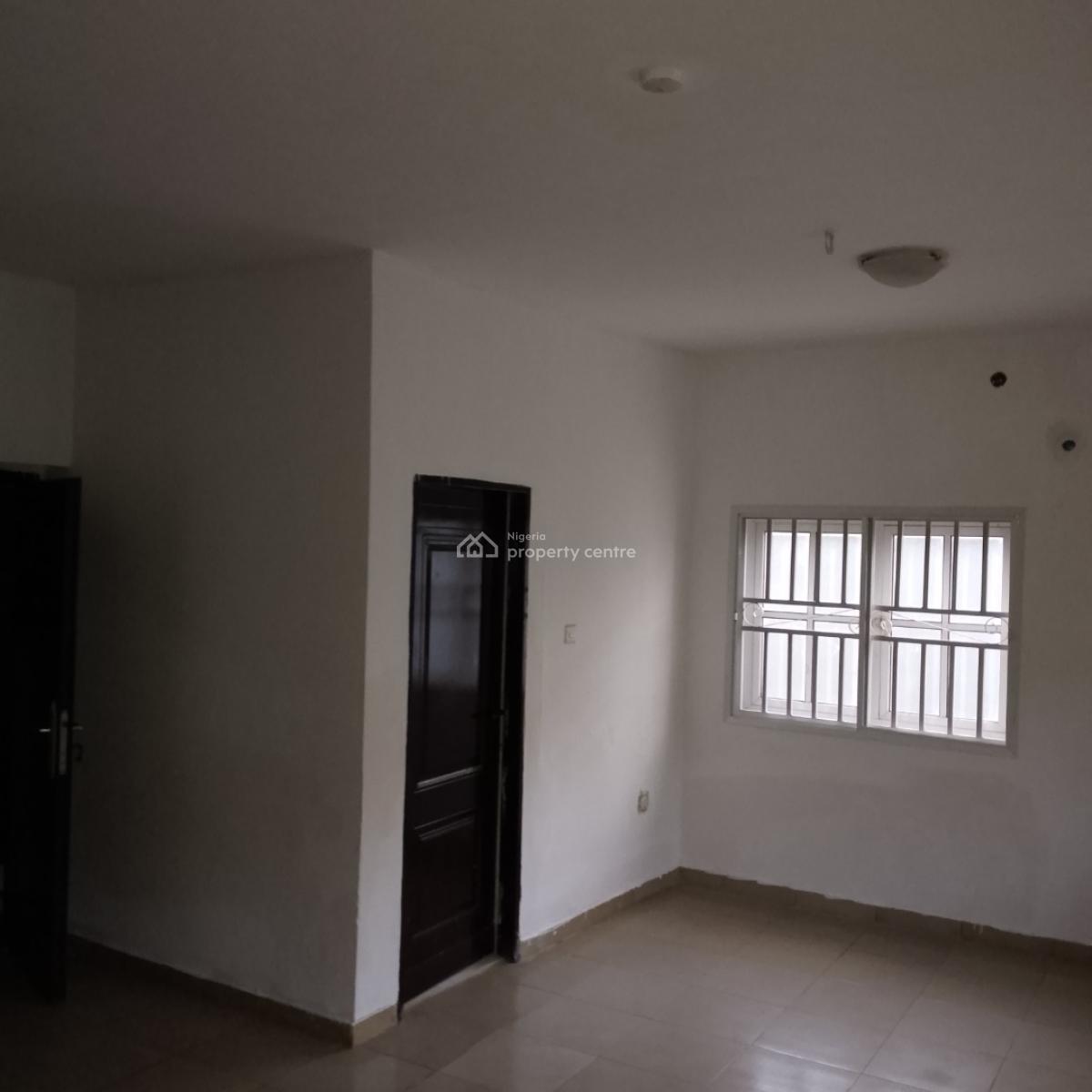 a Newly Renovated 3 Bedroom Flat - Downstairs, Mega Estate, Badore Road,, Ajah, Lagos, Flat / Apartment for Rent