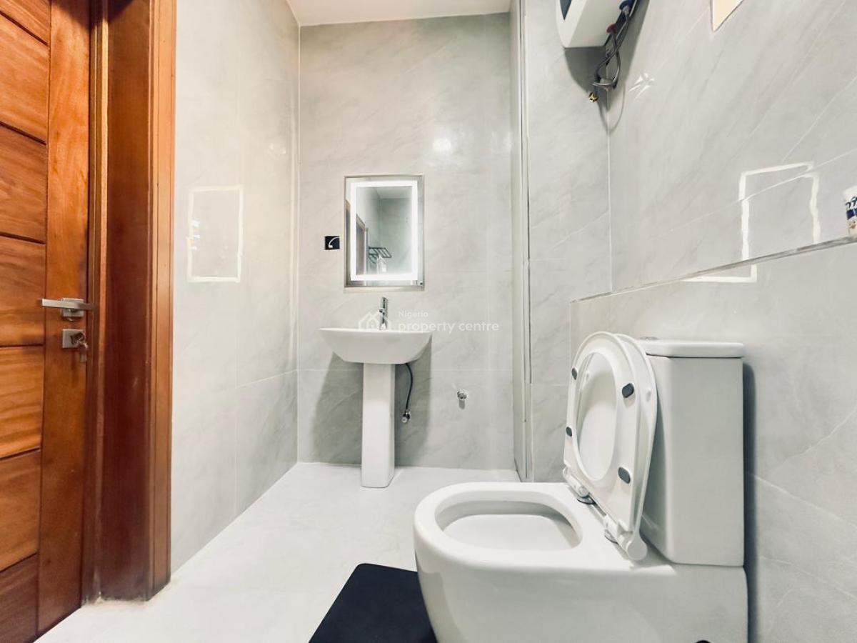 Luxury 3 Bedroom Apartment with Ps5 and Bq, Ikeja Gra, Ikeja, Lagos, Flat / Apartment Short Let