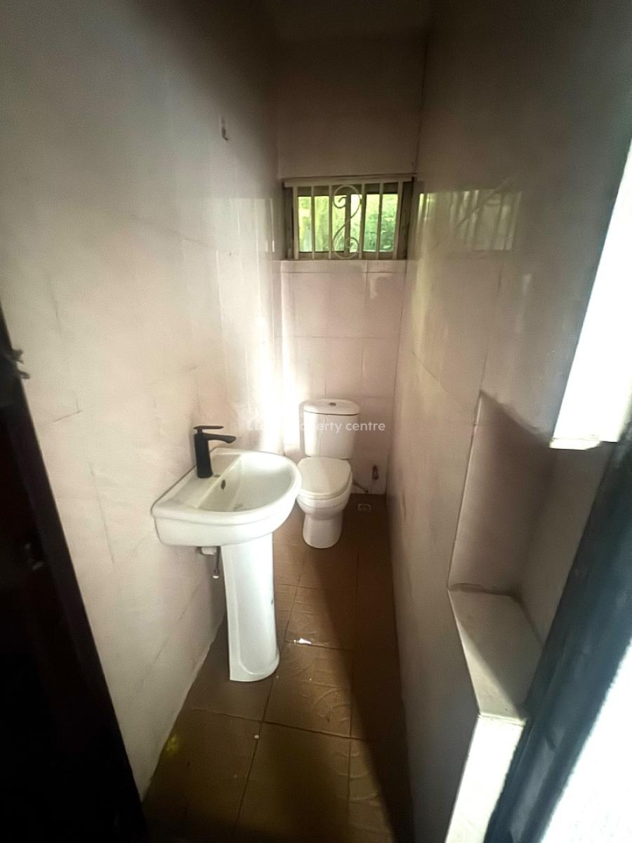 Lovely 3 Bedroom Flat, Thomas Estate, Ajah, Lagos, Flat / Apartment for Rent