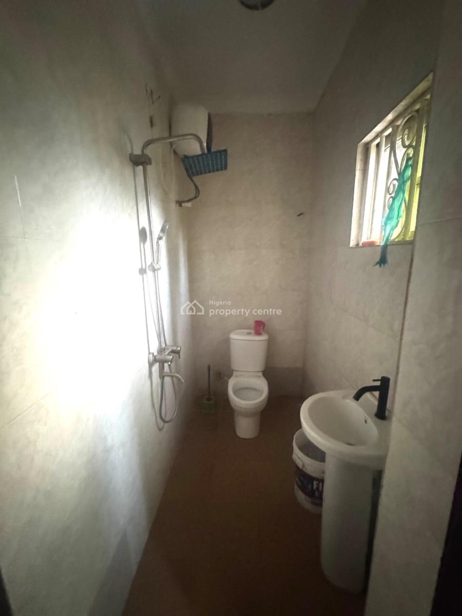 Lovely 3 Bedroom Flat, Thomas Estate, Ajah, Lagos, Flat / Apartment for Rent