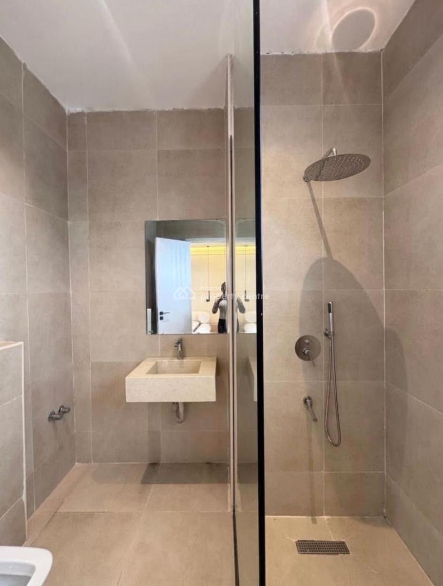 Tastefully Furnished 2 Bedroom Apartment with Pool Gym and Elevator, Lekki Phase 1, Lekki, Lagos, Flat / Apartment for Rent