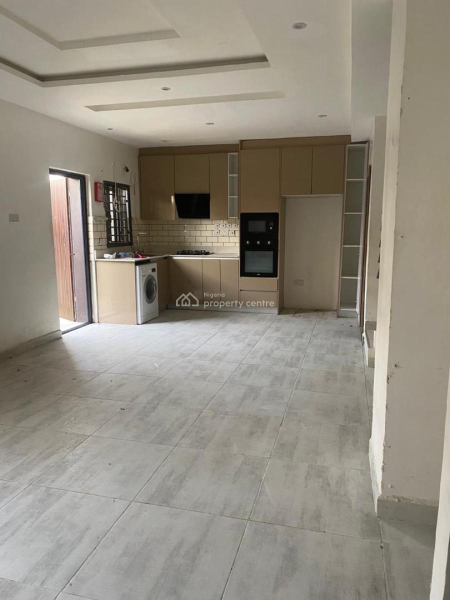 Spacious 2 Bedroom Duplex, Off Freedom Way, Lekki Phase 1, Lekki, Lagos, Terraced Duplex for Rent