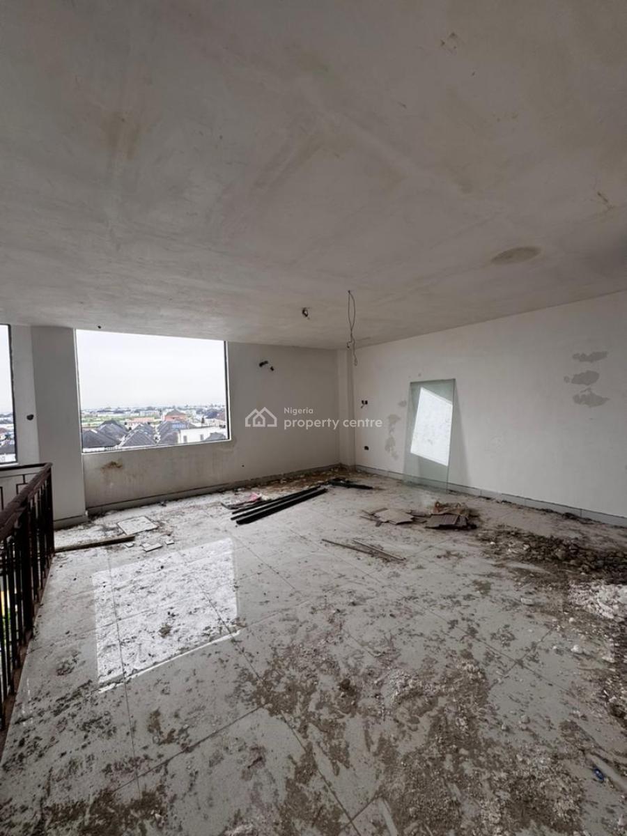 2 Bedrooms Apartments with  Bq, Elevator, Swimming Pool & Gym, Chevron, Lekki, Lagos, Flat / Apartment for Sale