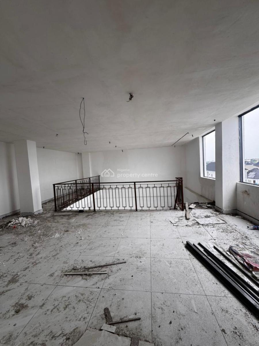 2 Bedrooms Apartments with  Bq, Elevator, Swimming Pool & Gym, Chevron, Lekki, Lagos, Flat / Apartment for Sale