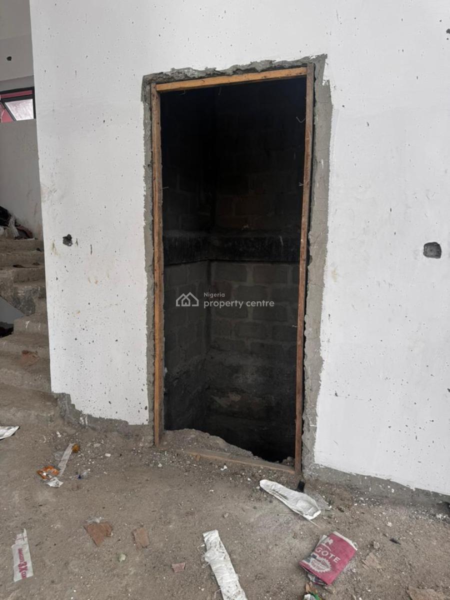 2 Bedrooms Apartments with  Bq, Elevator, Swimming Pool & Gym, Chevron, Lekki, Lagos, Flat / Apartment for Sale