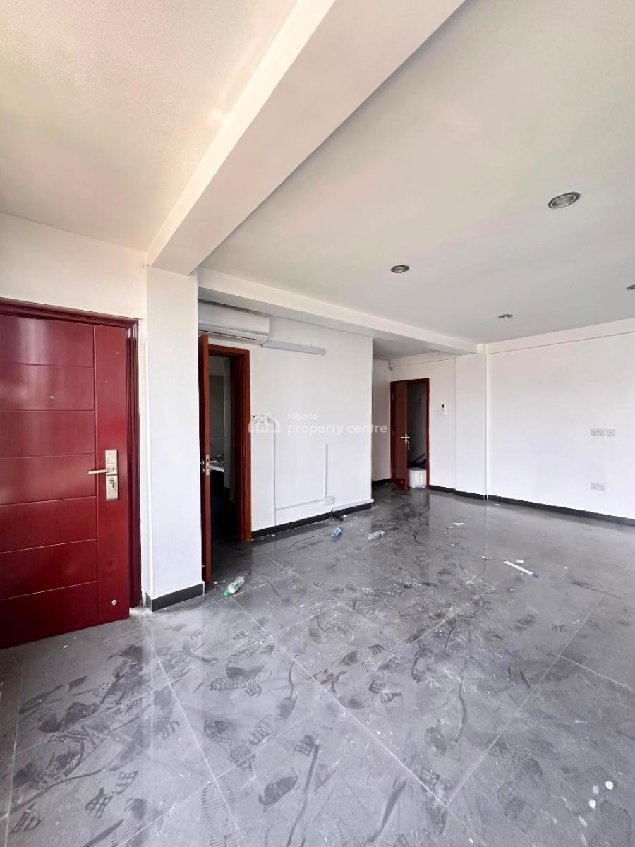 Well Built 4bedroom Maisonette, Victoria Island (vi), Lagos, Flat / Apartment for Rent