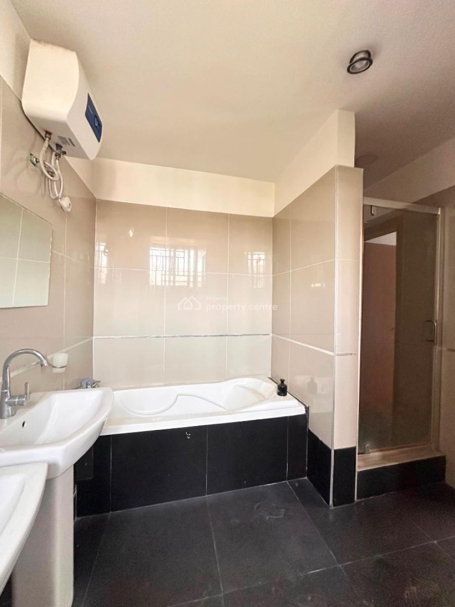 Well Built 4bedroom Maisonette, Victoria Island (vi), Lagos, Flat / Apartment for Rent