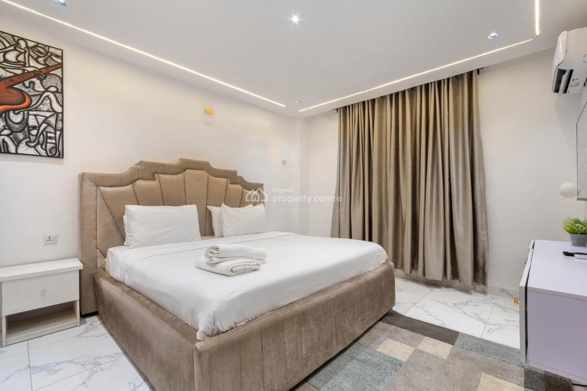 3 Bedroom Flat / Apartment for    Admiralty Way, Lekki Phase 1, Le, Lekki Phase 1, Lekki, Lagos, Flat / Apartment for Rent