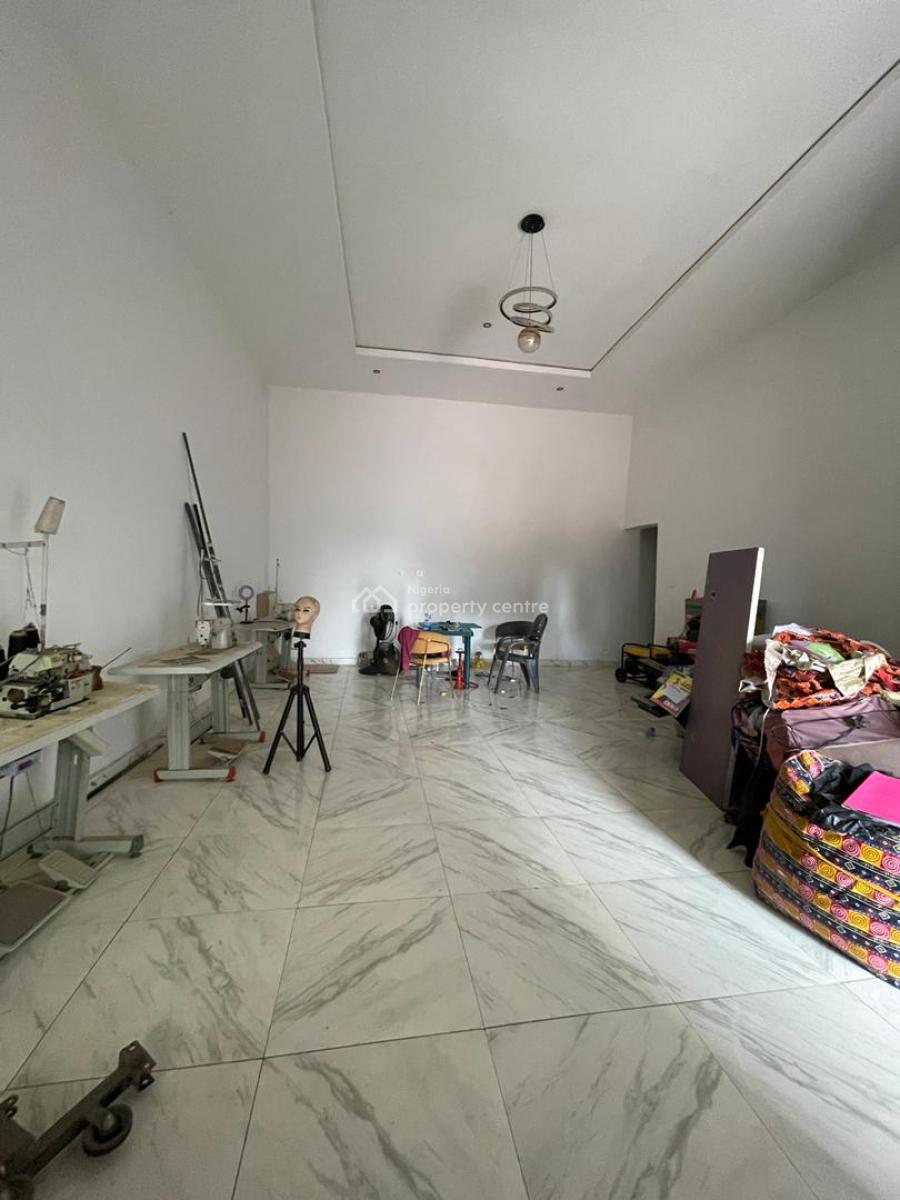 Massive One Bedroom Apartment in a Secure Environment, By Nigeria Ghana International School, Life Camp, Abuja, Mini Flat (room and Parlour) for Rent