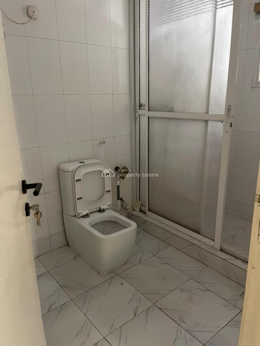 an Exquisitely Built 4 Bedroom Terrace Duplex with Bq, U3 Estate, Lekki Phase 1, Lekki, Lagos, Terraced Duplex for Rent