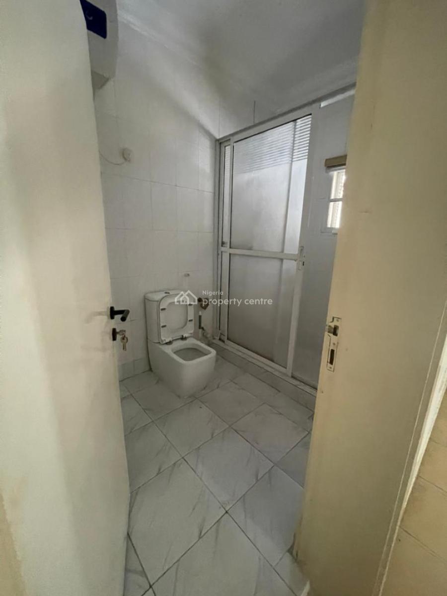 an Exquisitely Built 4 Bedroom Terrace Duplex with Bq, U3 Estate, Lekki Phase 1, Lekki, Lagos, Terraced Duplex for Rent